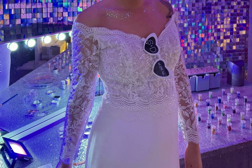 Glitter Bar