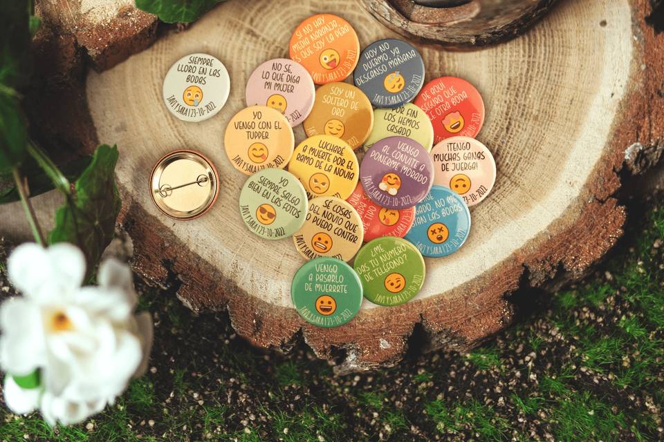 Chapas de alfiler para bodas