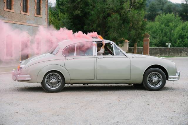 El coche nupcial