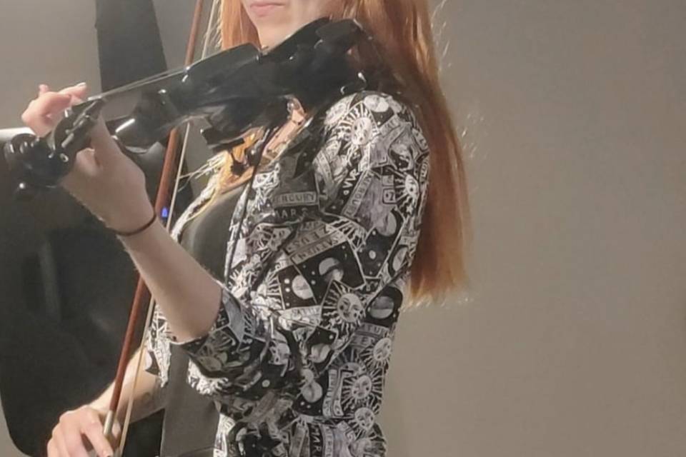 Liz Violinz