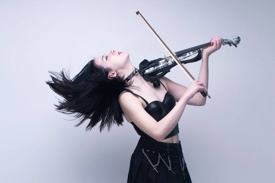 Liz Violinz