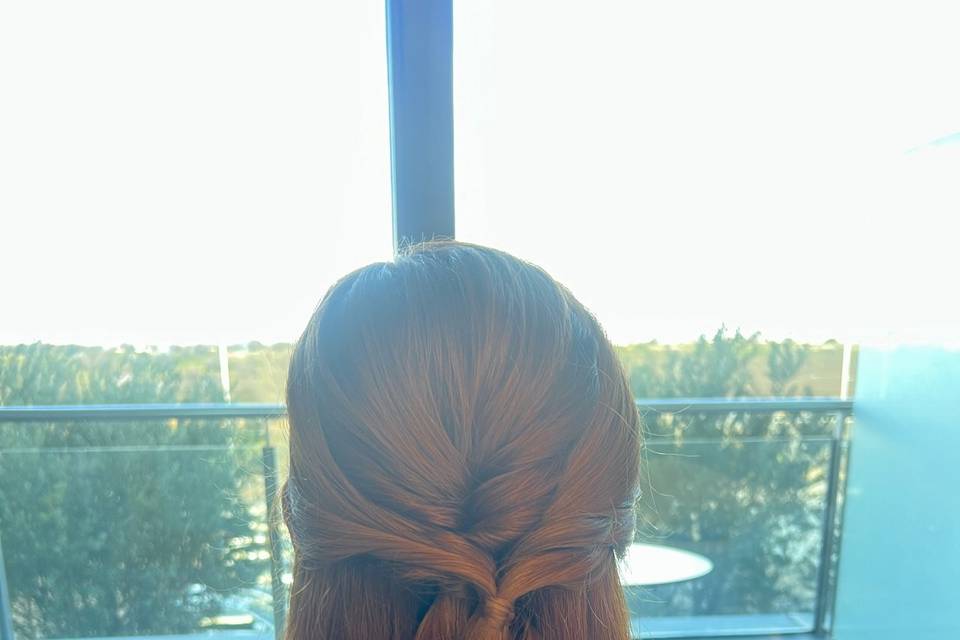 Semirecogido trenza