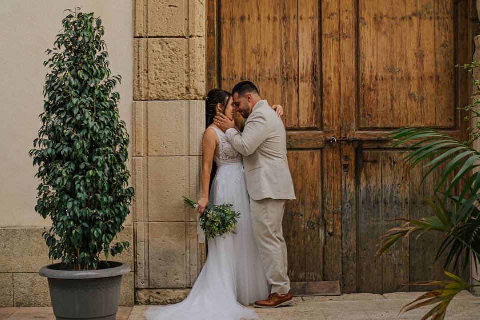 Nora y ruben en su book