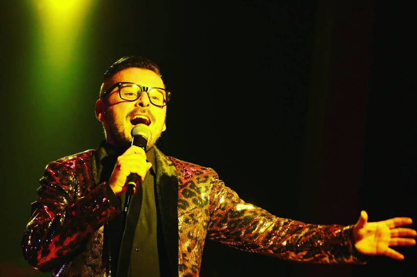 Raul Muñoz, Wedding Singer