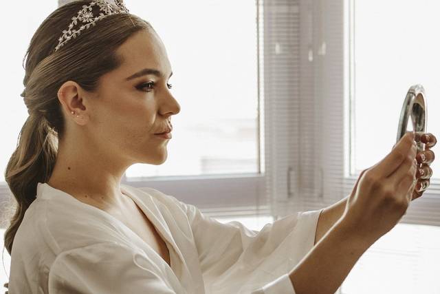 Laura María Makeup
