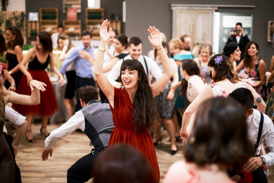 Clase y actuación en la boda