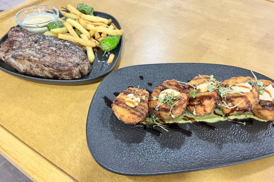 Entrecote y salmón crujiente