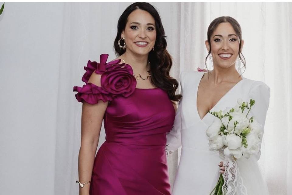Novia y hermana
