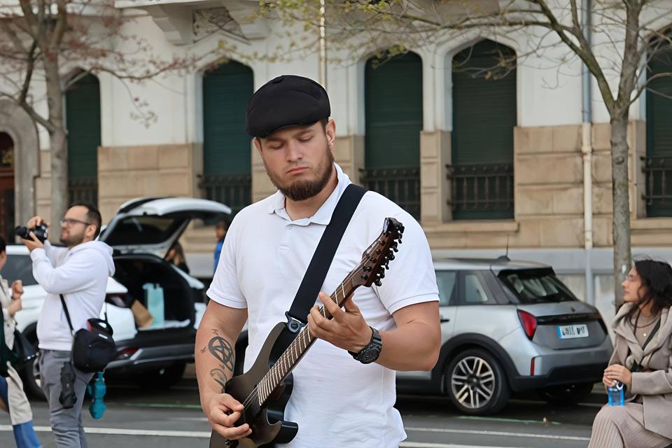 Live in Santander