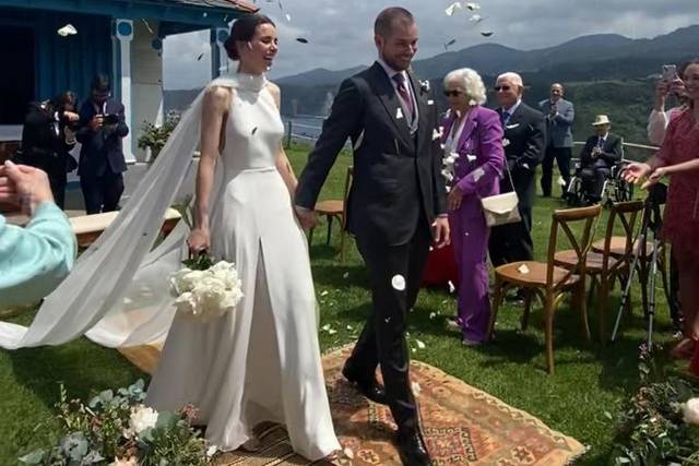 Novios Saliendo