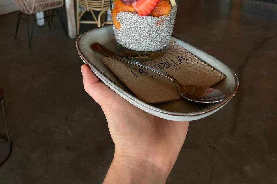 Chia y frutas