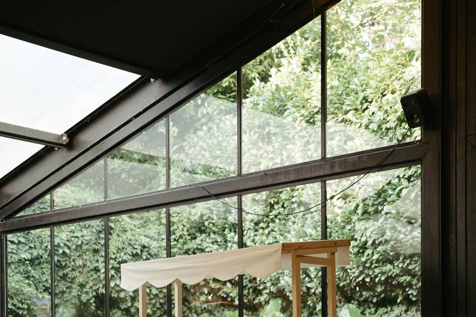 Candle bar