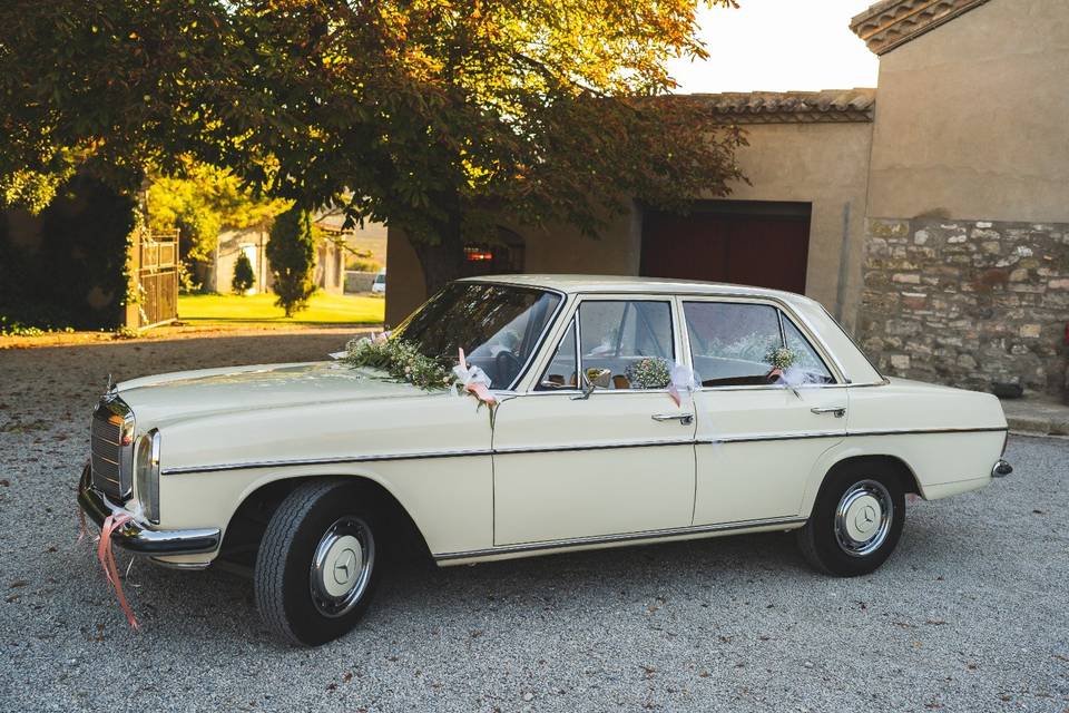 Coche de boda 1971