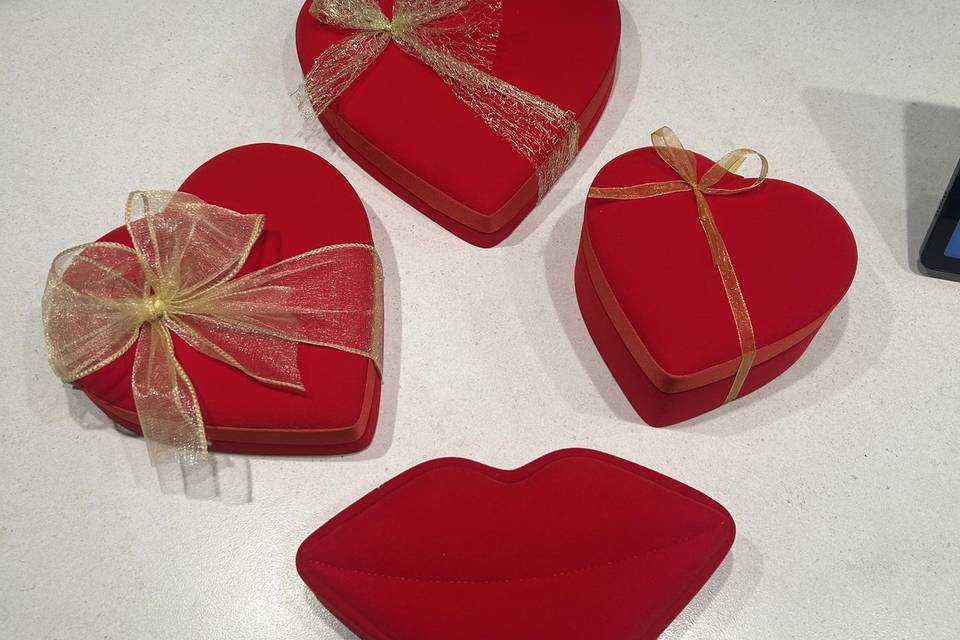Nuestras cajas del amor