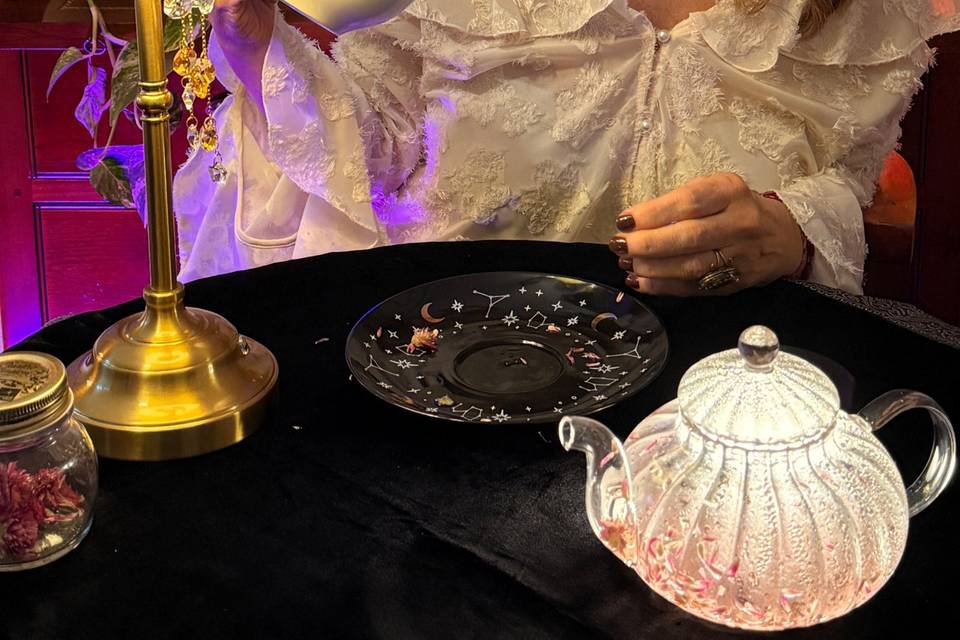 Leyendo hojas de té