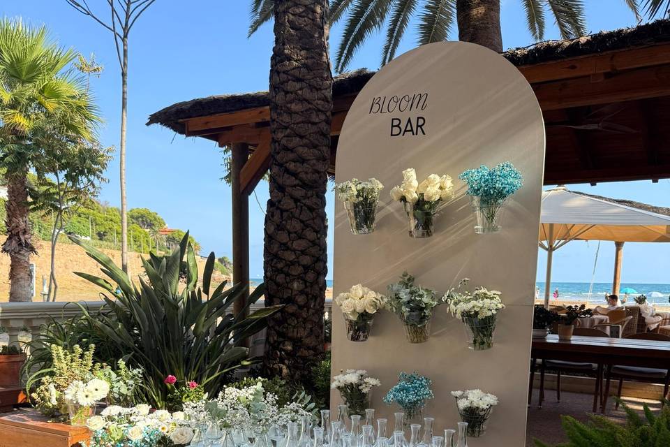 Bloom bar