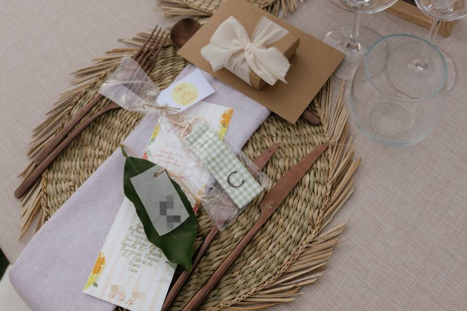 Detalles invitados