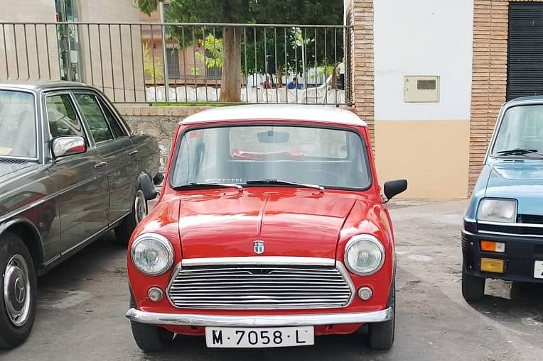Mini...