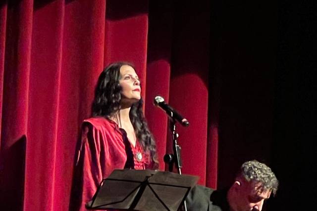 Mayte Povea y Sergio Hernández