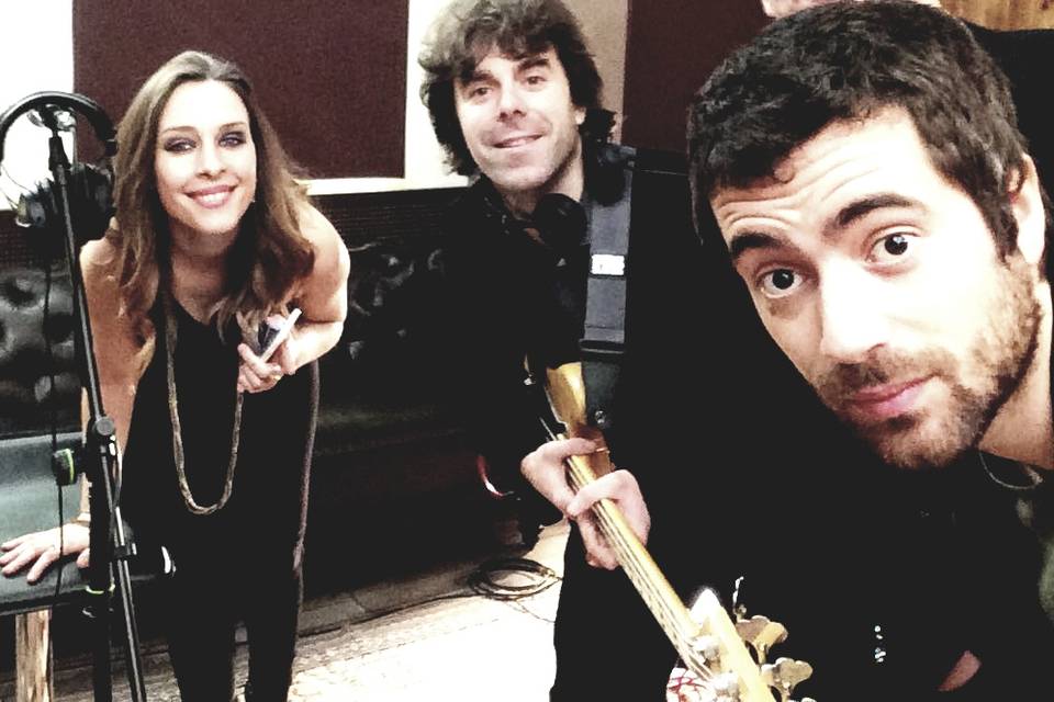 Paula, David , Juan.
