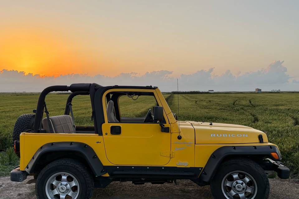 El Jeep Amarillo