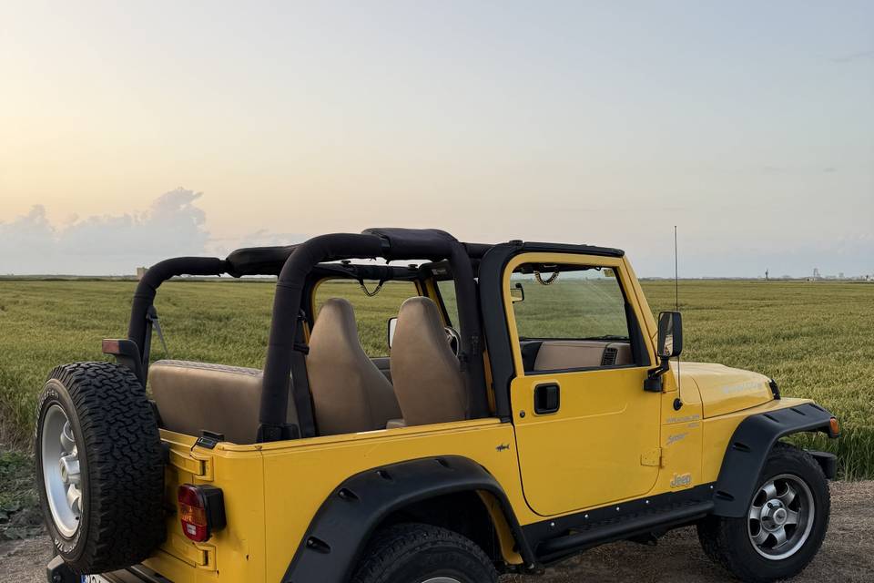 El Jeep Amarillo