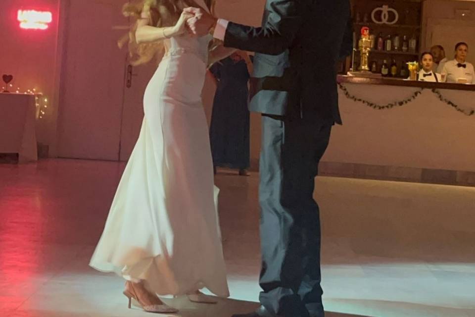 Baile novia y padrino