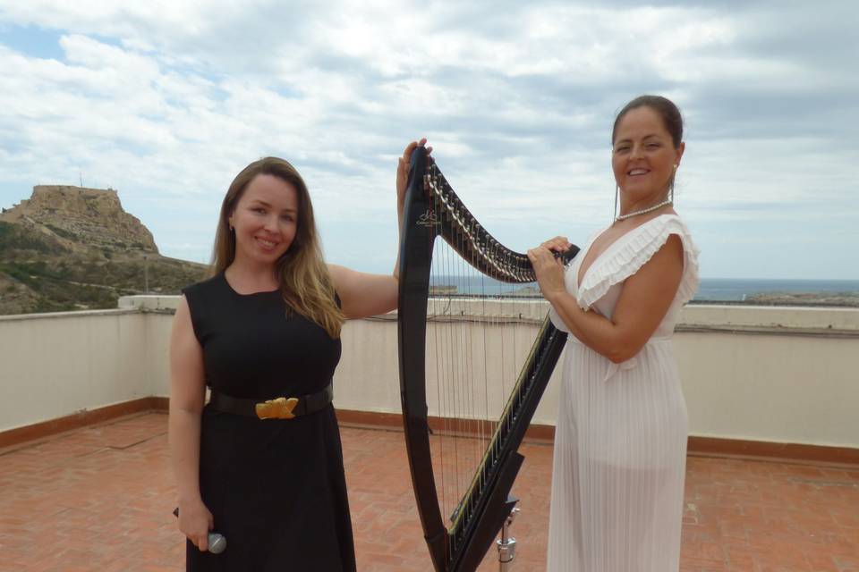 Dina con Lara duo