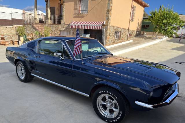 Ford mustang