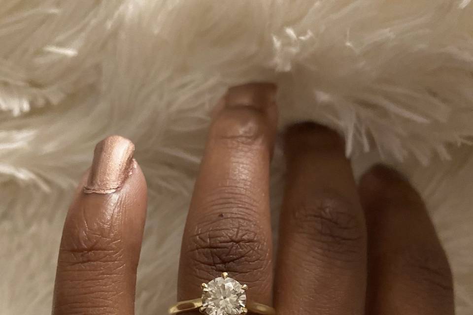 Anillo de boda con diamantes