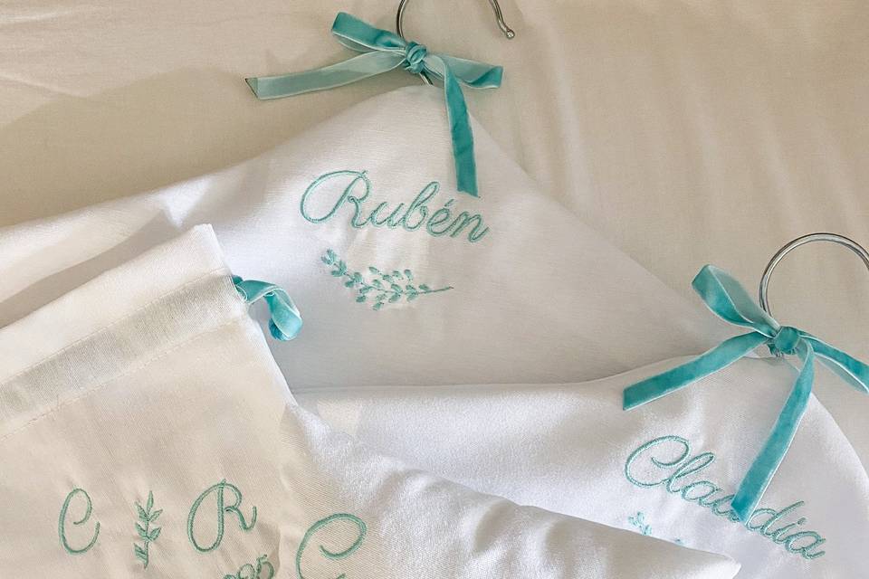 Pack bordado para novios