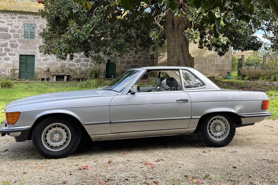 Mercedes Benz