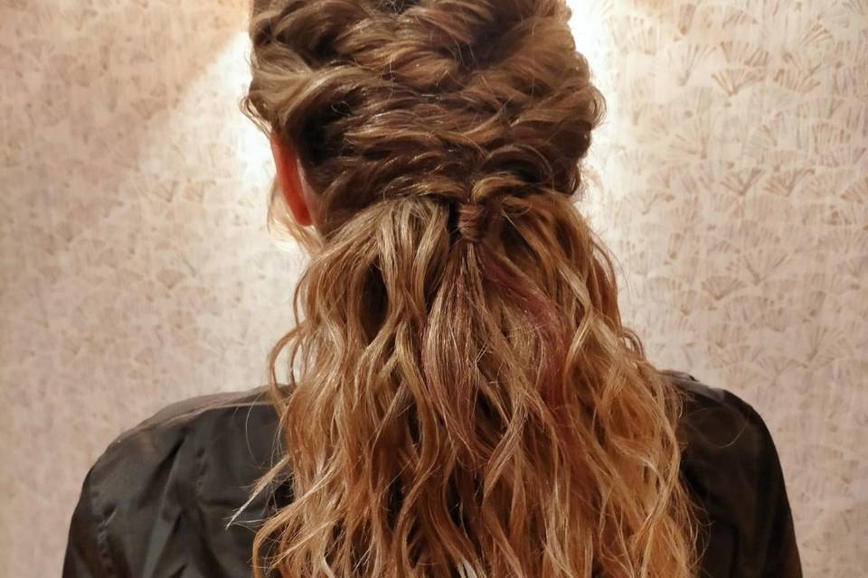 Semi informal