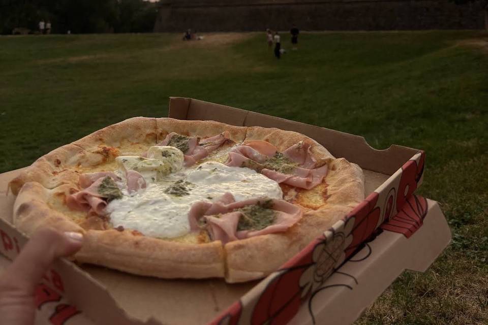 Pizza Mortadela