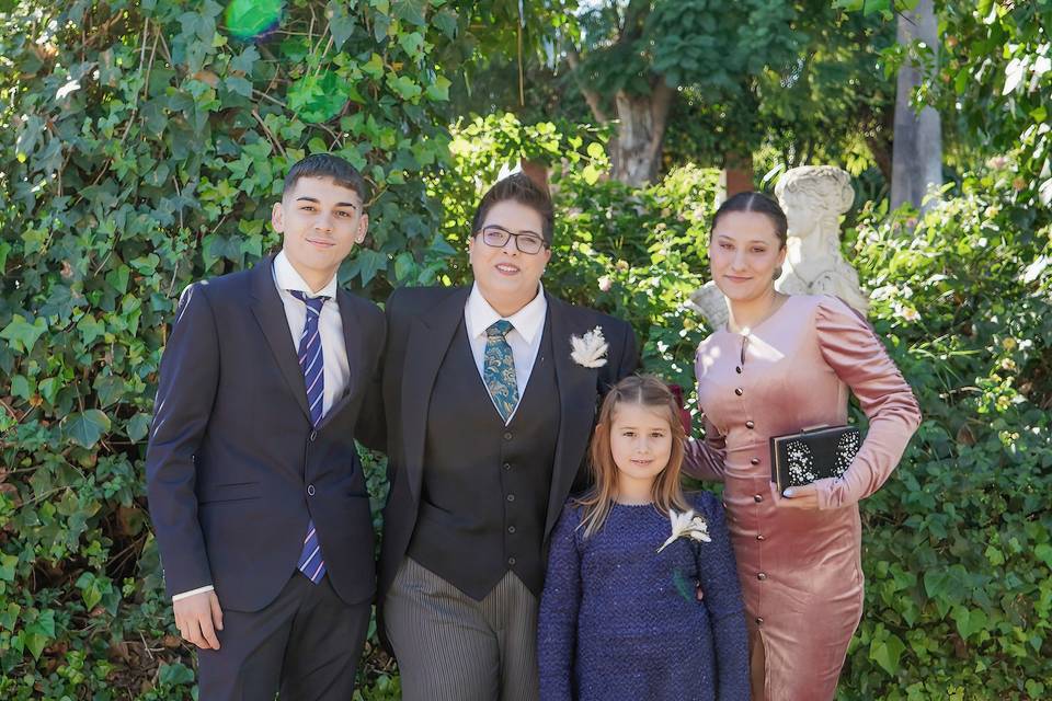 Familia