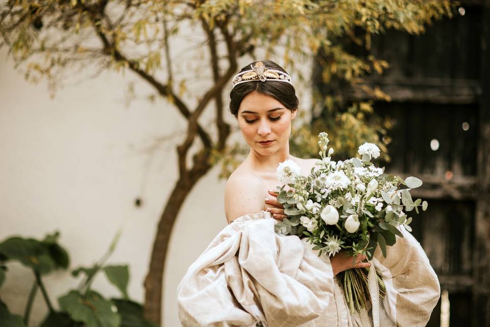 La Dame en Bleu, Headpieces