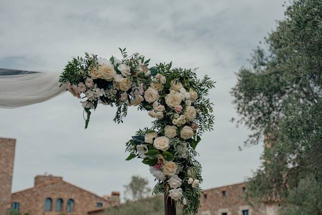 Arco floral para ceremonia