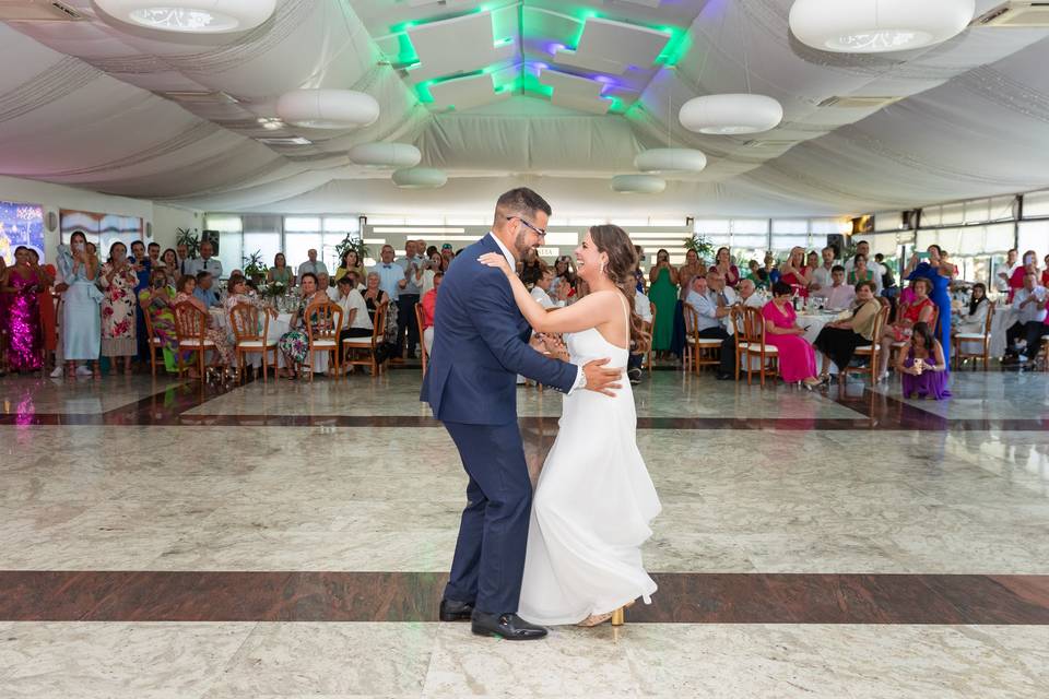 El baile de los novios