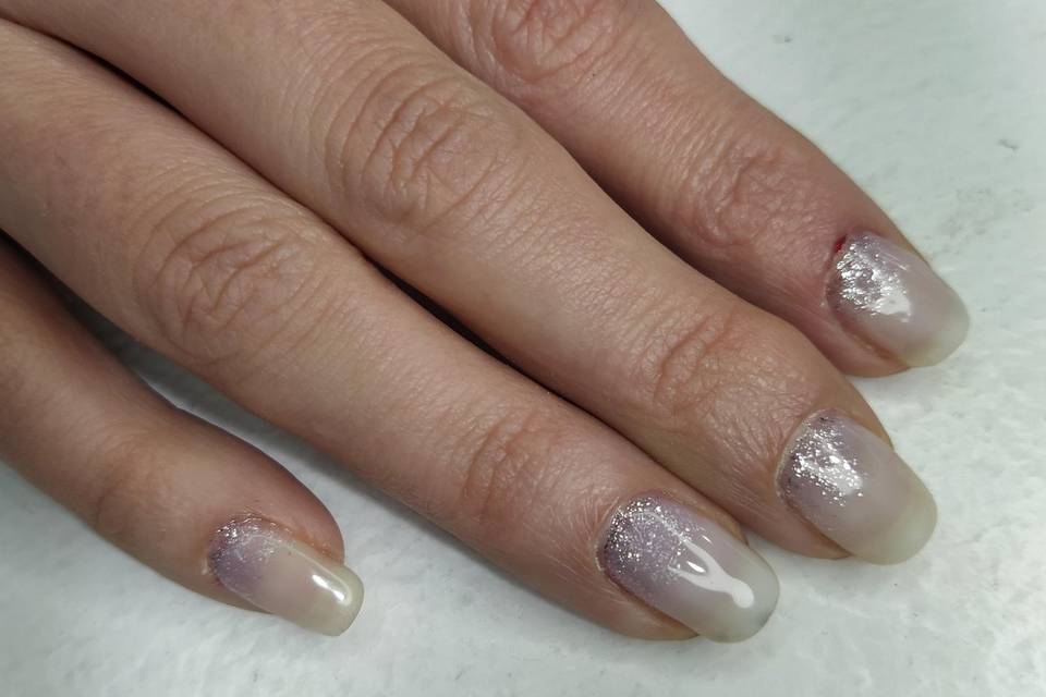 Manicura semipermanente