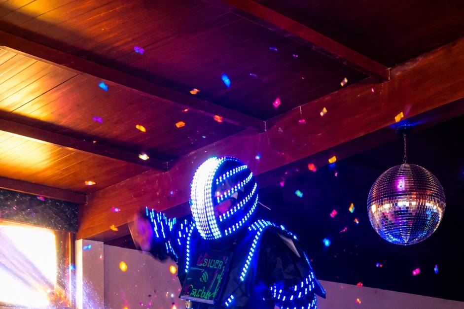 Pistola Megatron y robot led