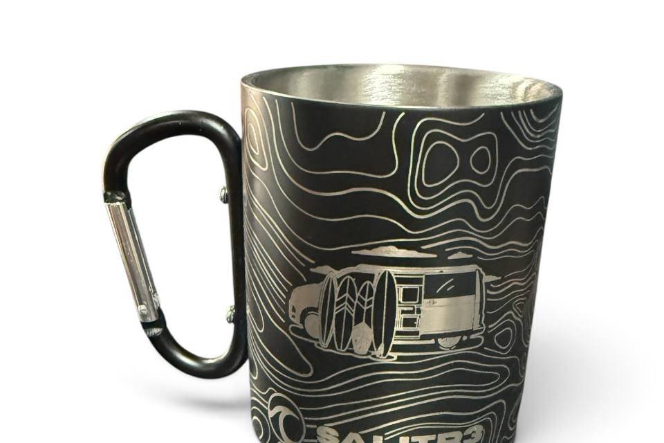 Taza con mosquetón grabada