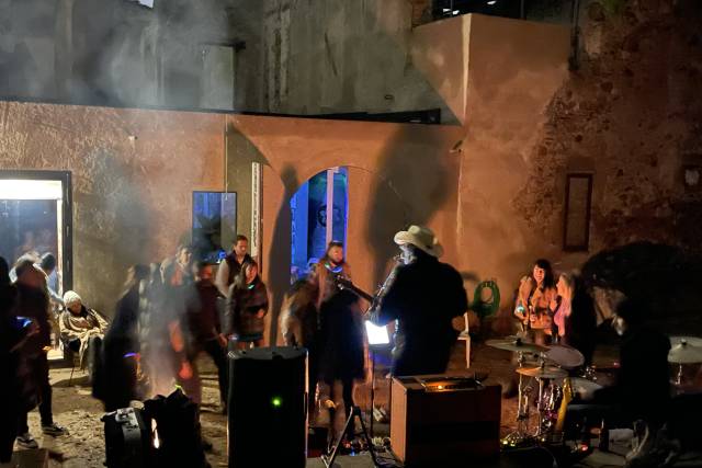 Música en directo en el jardín