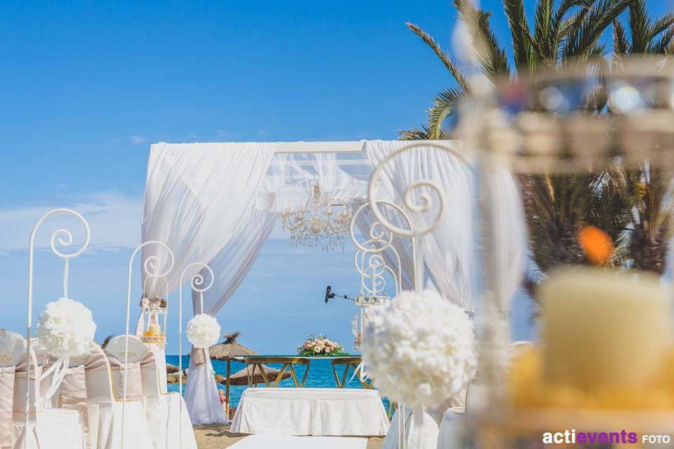 Ceremonia de boda en la playa