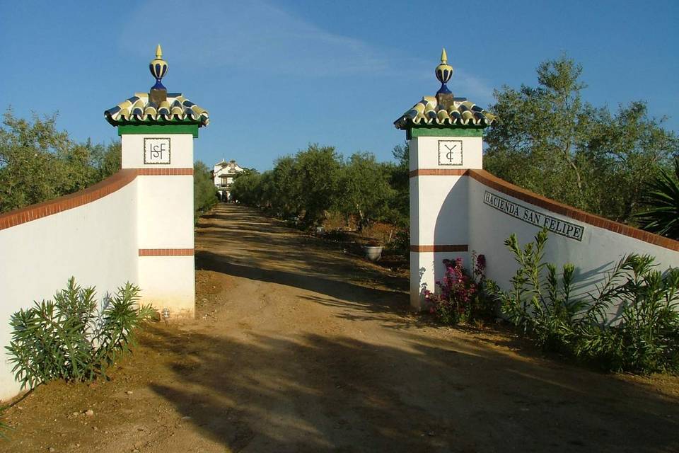 Entrada a la hacienda