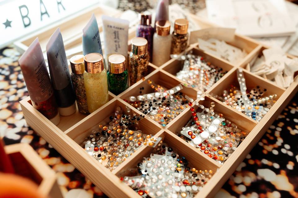 Glitter bar