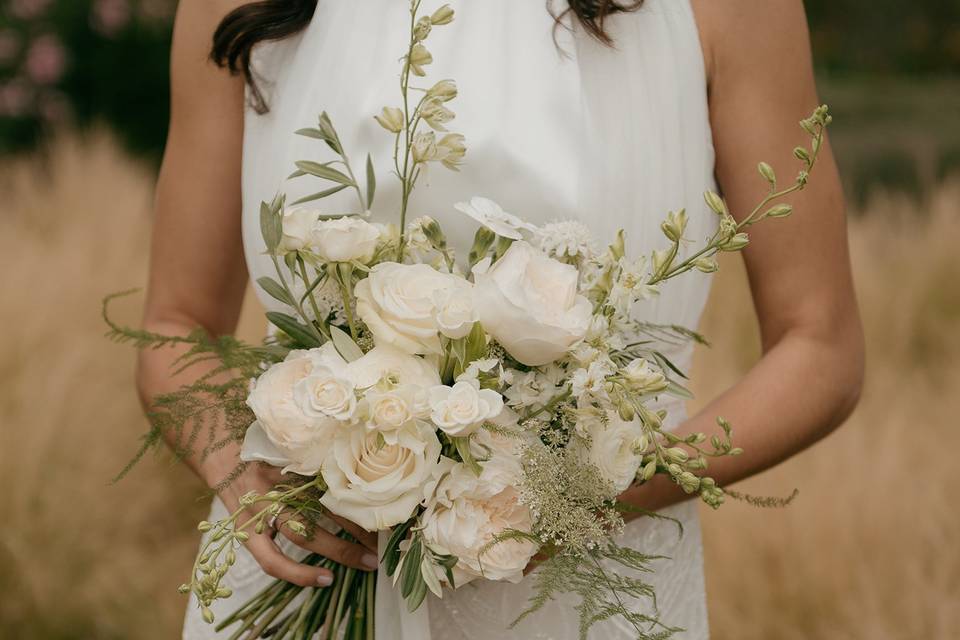Ramo de novia blanco de estilo