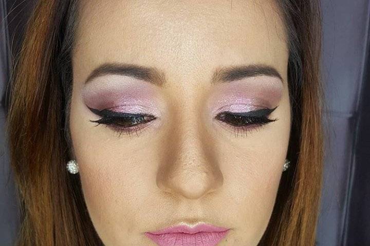 Maquillaje tonos lilas