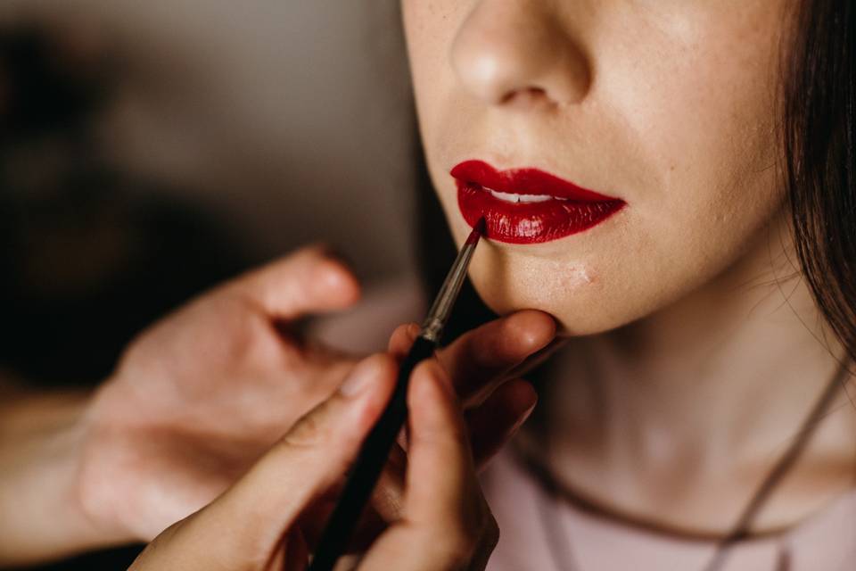 Novias con labio rojo