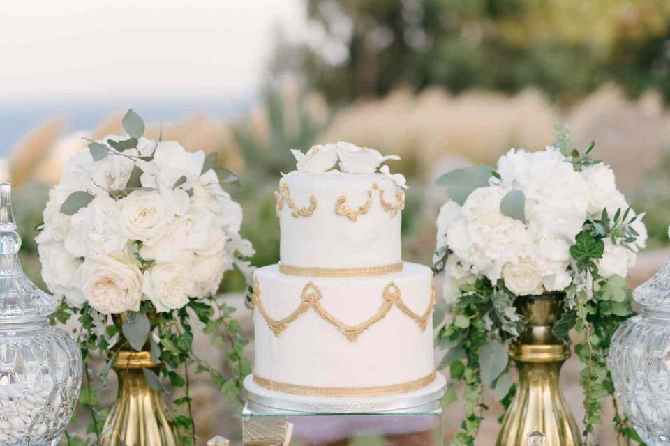 Mesa dulces con tarta