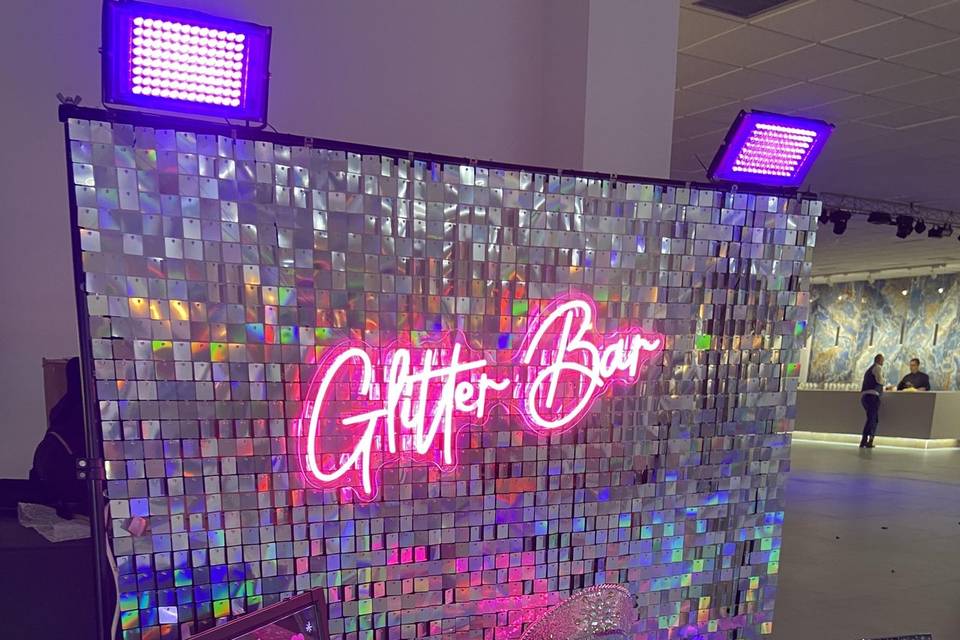 Glitter bar